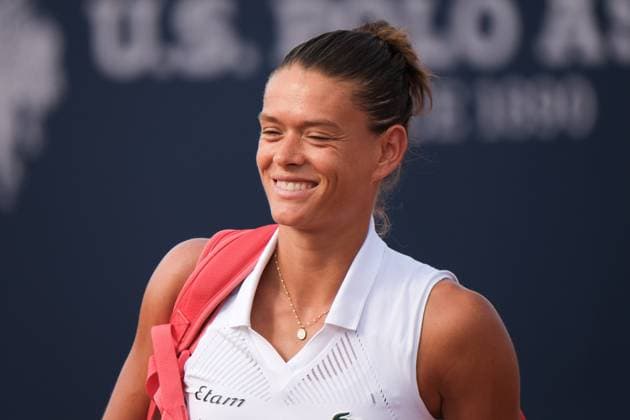 Chloe Paquet in action against Francesca Jones during the 36th Palermo Ladies Open at Country Time Club during 36Â° Palermo Ladies Open, International Tennis match in Palermo, Italy, July 21 2025  Copyright: xFedericoxSerra IPAxSportx xipa-agency.netx xx IPA_60699921 IPA_Agency_IPA60699921
