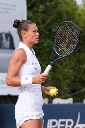 Chloe Paquet in action against Francesca Jones during the 36th Palermo Ladies Open at Country Time Club during 36Â° Palermo Ladies Open, International Tennis match in Palermo, Italy, July 21 2025  Copyright: xFedericoxSerra IPAxSportx xipa-agency.netx xx IPA_60699935 IPA_Agency_IPA60699935