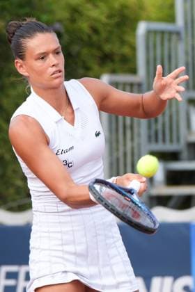 Chloe Paquet in action against Francesca Jones during the 36th Palermo Ladies Open at Country Time Club during 36Â° Palermo Ladies Open, International Tennis match in Palermo, Italy, July 21 2025  Copyright: xFedericoxSerra IPAxSportx xipa-agency.netx xx IPA_60699951 IPA_Agency_IPA60699951