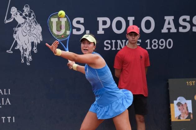 Lola Radivojevic in action against Kaitlin Quevedo during the 36th Palermo Ladies Open at Country Time Club during 36Â° Palermo Ladies Open, International Tennis match in Palermo, Italy, July 21 2025  Copyright: xFedericoxSerra IPAxSportx xipa-agency.netx xx IPA_60700029 IPA_Agency_IPA60700029