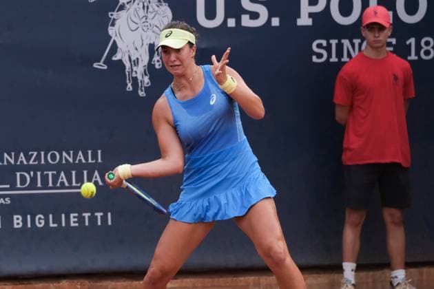 Lola Radivojevic in action against Kaitlin Quevedo during the 36th Palermo Ladies Open at Country Time Club during 36Â° Palermo Ladies Open, International Tennis match in Palermo, Italy, July 21 2025  Copyright: xFedericoxSerra IPAxSportx xipa-agency.netx xx IPA_60700090 IPA_Agency_IPA60700090