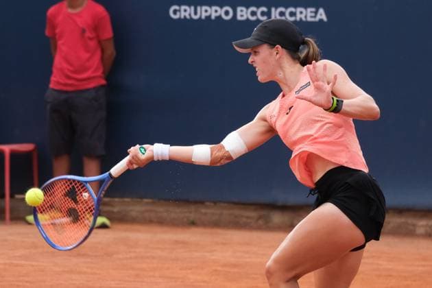 Kaitlin Quevedo in action against Lola Radivojevic during the 36th Palermo Ladies Open at Country Time Club during 36Â° Palermo Ladies Open, International Tennis match in Palermo, Italy, July 21 2025  Copyright: xFedericoxSerra IPAxSportx xipa-agency.netx xx IPA_60700108 IPA_Agency_IPA60700108