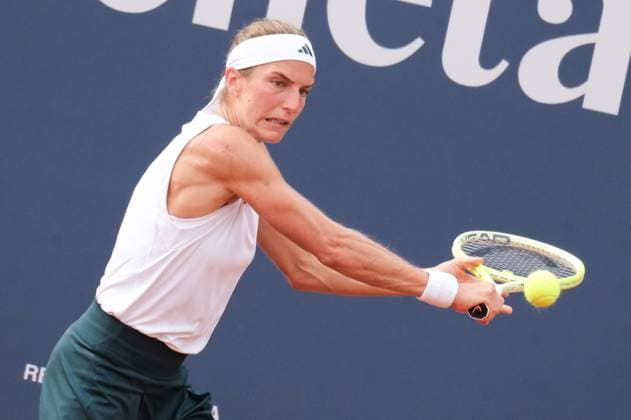 Kathinka von Deichmann in action against Julia Riera during the 36th Palermo Ladies Open at Country Time Club during 36Â° Palermo Ladies Open, International Tennis match in Palermo, Italy, July 21 2025  Copyright: xFedericoxSerra IPAxSportx xipa-agency.netx xx IPA_60700113 IPA_Agency_IPA60700113