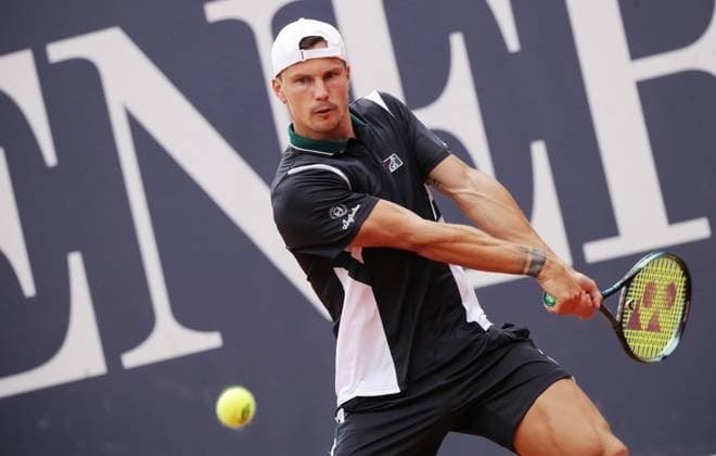 TENNIS - ATP, Tennis Herren Generali Open 2025 KITZBUEHEL,AUSTRIA,21.JUL.25 - TENNIS - ATP World Tour, Generali Open. Image shows Marton Fucsovics (HUN).  GEPAxpictures xMatthiasxHauer