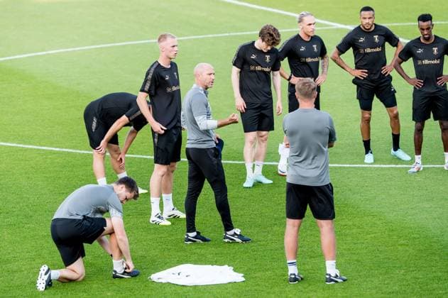 250721 Head coach Henrik Rydström during a UEFA Champions League training session with Malmö FF on July 21, 2025 in Riga Photo Christian Örnberg BILDBYRAN COP 166 CO0589 fotboll football soccer fotball uefa champions league qualifier champions league träning practice training malmö ff bbeng  Copyright: CHRISTIANxÖRNBERG BB250721CO054