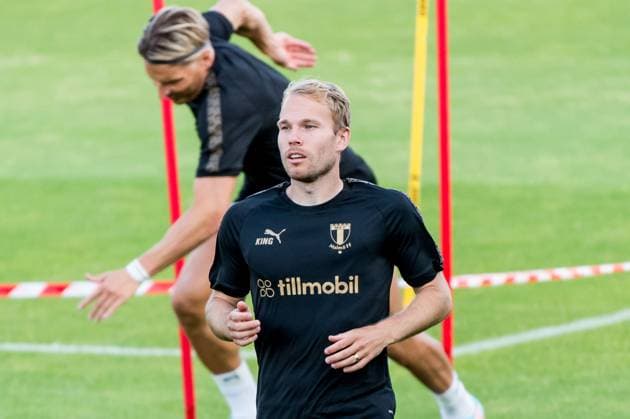 250721 Oscar Lewicki during a UEFA Champions League training session with Malmö FF on July 21, 2025 in Riga Photo Christian Örnberg BILDBYRAN COP 166 CO0589 fotboll football soccer fotball uefa champions league qualifier champions league träning practice training malmö ff bbeng  Copyright: CHRISTIANxÖRNBERG BB250721CO060