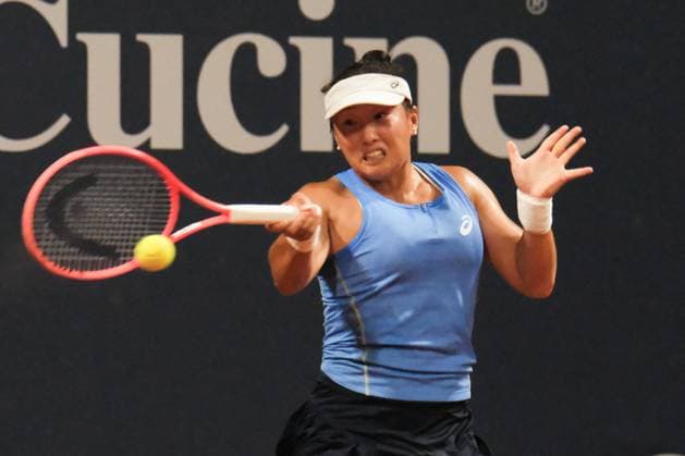 TENNIS - Internazionali di Tennis - 36° Palermo Ladies Open Claire Liu in action against Carlota Martinez Cirez during the 36th Palermo Ladies Open at Country Time Club during 36Â° Palermo Ladies Open, International Tennis match in Palermo, Italy, July 21 2025 Palermo Italy  Copyright: xIPAxSport ABACAx
