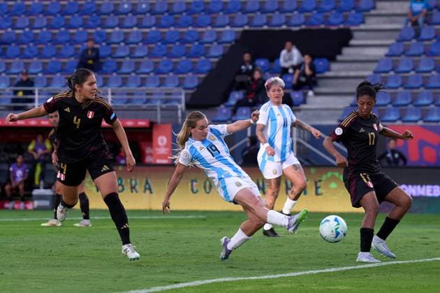 Football, Women, Copa America, Argentina - Peru