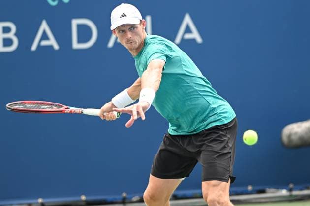 July 21, 2025, Washington, D.C, U.S: BILLY HARRIS hits a forehand during his match against Cam Norrie at the Rock Creek Tennis Center. Washington U.S - ZUMAg196 20250721_zap_g196_009 Copyright: xKylexGustafsonx