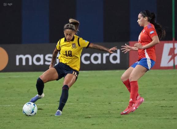 COPA AMERICA FEMENINA ECUADOR VS CHILE July 21, 2025 Meeting between Ecuador VS Chile for Copa America Femenina at the Banco Guayaquil stadium QUITO PICHINCHA ECUADOR Copyright: xHENRYxLAPOx