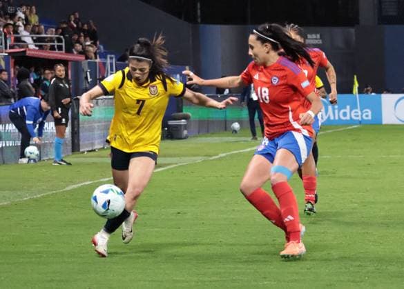 COPA AMERICA FEMENINA ECUADOR VS CHILE July 21, 2025 Meeting between Ecuador VS Chile for Copa America Femenina at the Banco Guayaquil stadium QUITO PICHINCHA ECUADOR Copyright: xHENRYxLAPOx