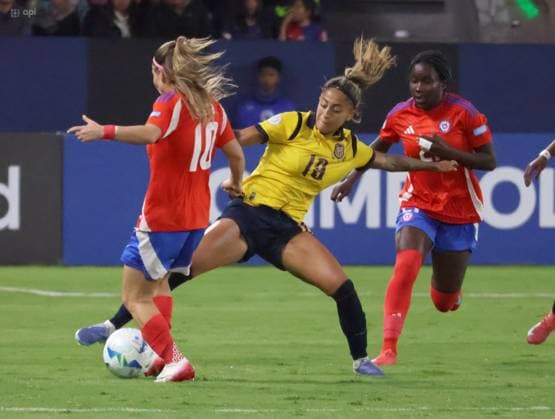 COPA AMERICA FEMENINA ECUADOR VS CHILE July 21, 2025 Meeting between Ecuador VS Chile for Copa America Femenina at the Banco Guayaquil stadium QUITO PICHINCHA ECUADOR Copyright: xHENRYxLAPOx