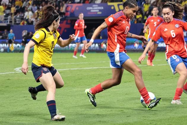 COPA AMERICA FEMENINA ECUADOR VS CHILE July 21, 2025 Meeting between Ecuador VS Chile for Copa America Femenina at the Banco Guayaquil stadium QUITO PICHINCHA ECUADOR Copyright: xHENRYxLAPOx