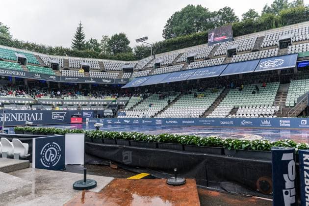 21 07 2025, Sportpark, Kitzbühel, AUT, ATP Tour, Generali Open Kitzbühel 2025, 1 Runde, im Bild Regenunterbrechung rain Delay during 1st round of the 2025 Generali Open Kitzbühel of the ATP Tour at the Sportpark in Kitzbühel, Great Britain on 2025 07 21 Expa Kitzbühel  EP_ade
