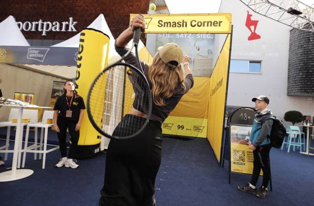 TENNIS - ATP, Tennis Herren Generali Open 2025 KITZBUEHEL,AUSTRIA,22.JUL.25 - TENNIS - ATP World Tour, Generali Open. Image shows the Interwetten Smash Corner.  GEPAxpictures xMatthiasxHauer