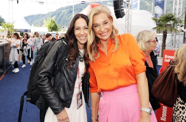 TENNIS - ATP, Tennis Herren Generali Open 2025 KITZBUEHEL,AUSTRIA,22.JUL.25 - TENNIS - ATP World Tour, Generali Open. Image shows Karina Toth and Barbara Schett-Eagle.  GEPAxpictures xMatthiasxHauer