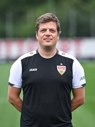 FOOTBALL 1 BUNDESLIGA SEASON 2025 2026 21 07 2025 Photo session at VfB Stuttgart on the training ground Team doctor Dr Mario Bucher