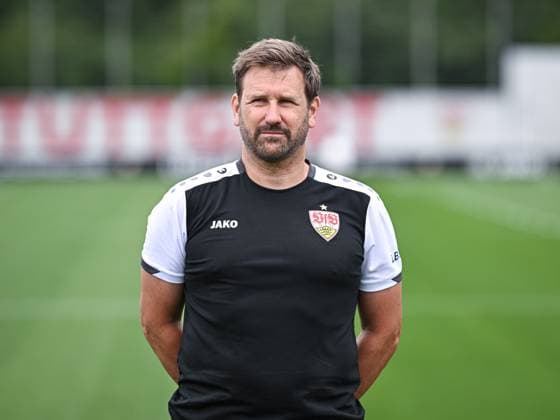 FOOTBALL 1 BUNDESLIGA SEASON 2025 2026 21 07 2025 Photo session at VfB Stuttgart on the training ground Physiotherapist Matthias Hahn