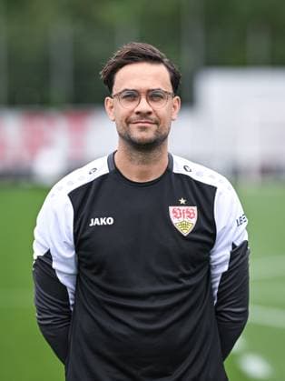 FOOTBALL 1 BUNDESLIGA SEASON 2025 2026 21 07 2025 Photo session at VfB Stuttgart on the training ground Physiotherapist Gregor Ludwig