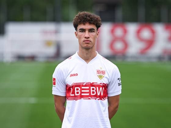 FOOTBALL 1 BUNDESLIGA SEASON 2025 2026 21 07 2025 Photo session at VfB Stuttgart on the training ground Noah Darvich