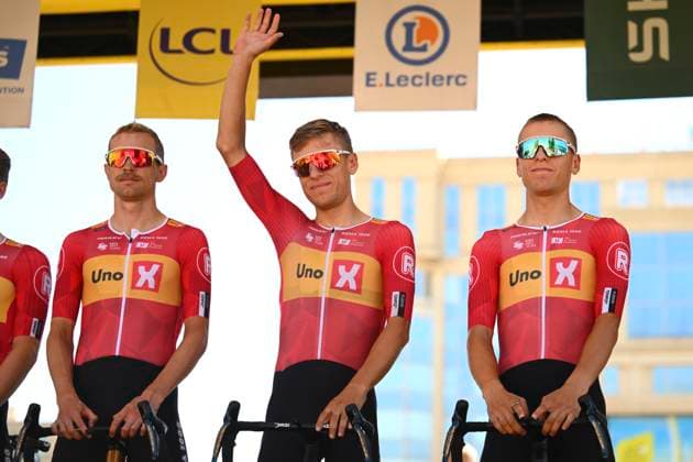 Tour de France 2025 Stage 16 MONT-VENTOUX, FRANCE - JULY 22 : Johannessen Tobias (NOR) of Uno-X Mobility, Johannessen Anders (NOR) of Uno-X Mobility during stage 16 of the 112th edition of Tour de France an UCI World Tour 2.UWT cycling road race stage for Men Elite of 172 km with start in Montpellier and finish in Mont-Ventoux on July 22, 2025 in Mont-Ventoux, France, 22 07 2025 ( Motordriver Kenny Verfaillie - Mont-Ventoux France  Copyright: xVincentxKalutx