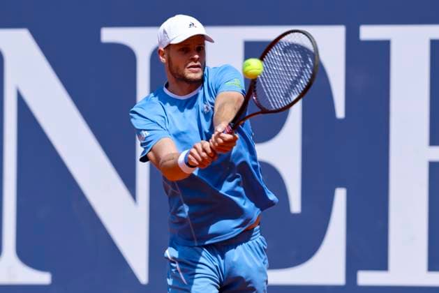 Yannick Hanfmann Germany controls the ball, ATP 250 Tournament, Generali Open Kitzbuhel, Tennis stadium at Kapserfeld, July 22, 2025 in Kitzbuehel, Austria Photo by Marco Steinbrenner DeFodi Images Yannick Hanfmann Germany controls the ball, ATP 250 Tournament, Generali Open Kitzbuhel, Tennis stadium at Kapserfeld, July 22, 2025 in Kitzbuehel, Austria Photo by Marco Steinbrenner DeFodi Images