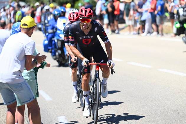 Tour de France 2025 Stage 16 MONT-VENTOUX, FRANCE - JULY 22 : Haller Marco (AUT) of Tudor Pro Cycling Team, Hirschi Marc (SUI) of Tudor Pro Cycling Team, Meurisse Xandro (BEL) of Alpecin - Deceuninck during stage 16 of the 112th edition of Tour de France an UCI World Tour 2.UWT cycling road race stage for Men Elite of 172 km with start in Montpellier and finish in Mont-Ventoux on July 22, 2025 in Mont-Ventoux, France, 22 07 2025 ( Motordriver Kenny Verfaillie - Mont-Ventoux France  Copyright: xVincentxKalutx