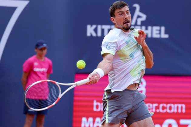 Sebastian Ofner Austria controls the ball, ATP 250 Tournament, Generali Open Kitzbuhel, Tennis stadium at Kapserfeld, July 22, 2025 in Kitzbuehel, Austria Photo by Marco Steinbrenner DeFodi Images Sebastian Ofner Austria controls the ball, ATP 250 Tournament, Generali Open Kitzbuhel, Tennis stadium at Kapserfeld, July 22, 2025 in Kitzbuehel, Austria Photo by Marco Steinbrenner DeFodi Images