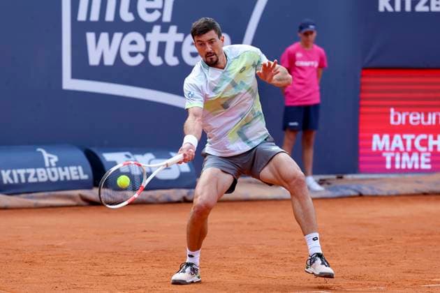 Sebastian Ofner Austria controls the ball, ATP 250 Tournament, Generali Open Kitzbuhel, Tennis stadium at Kapserfeld, July 22, 2025 in Kitzbuehel, Austria Photo by Marco Steinbrenner DeFodi Images Sebastian Ofner Austria controls the ball, ATP 250 Tournament, Generali Open Kitzbuhel, Tennis stadium at Kapserfeld, July 22, 2025 in Kitzbuehel, Austria Photo by Marco Steinbrenner DeFodi Images