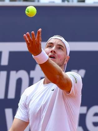 Jan Lennard Struff Germany controls the ball, ATP 250 Tournament, Generali Open Kitzbuhel, Tennis stadium at Kapserfeld, July 22, 2025 in Kitzbuehel, Austria Photo by Marco Steinbrenner DeFodi Images Jan Lennard Struff Germany controls the ball, ATP 250 Tournament, Generali Open Kitzbuhel, Tennis stadium at Kapserfeld, July 22, 2025 in Kitzbuehel, Austria Photo by Marco Steinbrenner DeFodi Images