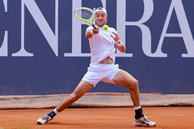 Jan Lennard Struff Germany controls the ball, ATP 250 Tournament, Generali Open Kitzbuhel, Tennis stadium at Kapserfeld, July 22, 2025 in Kitzbuehel, Austria Photo by Marco Steinbrenner DeFodi Images Jan Lennard Struff Germany controls the ball, ATP 250 Tournament, Generali Open Kitzbuhel, Tennis stadium at Kapserfeld, July 22, 2025 in Kitzbuehel, Austria Photo by Marco Steinbrenner DeFodi Images