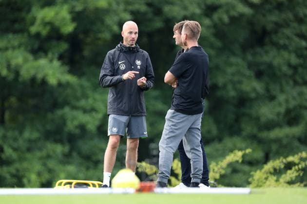 VfL training camp, Weimarer Land Weimarer Land, Blankenhain, 22 07 2025, FOOTBALL VfL Wolfsburg, summer training camp, 1 Bundesliga, season 2025 26 Head coach Paul Simonis VfL Wolfsburg Blankenhain