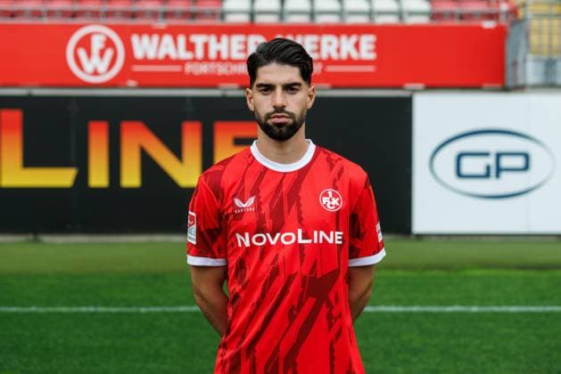 Semi Sahin 1 FC Kaiserslautern , 1 FC Kaiserslautern, player portraits, Football, 2 Bundesliga, Season 2025 2026, 22 07 2025 1 FC Kaiserslautern, player portraits, Football, 2 Bundesliga, Season 2025 2026, 22 07 2025 Kaiserslautern Copyright: xEibner-Pressefoto AlexanderxNeisx EP_ANS