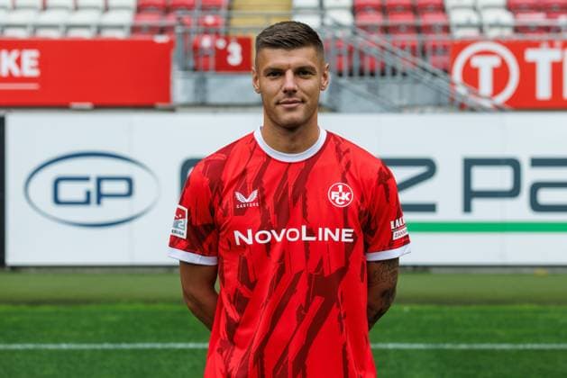 Erik Wekesser 1 FC Kaiserslautern , 1 FC Kaiserslautern, player portraits, Football, 2 Bundesliga, Season 2025 2026, 22 07 2025 1 FC Kaiserslautern, player portraits, Football, 2 Bundesliga, Season 2025 2026, 22 07 2025 Kaiserslautern Copyright: xEibner-Pressefoto AlexanderxNeisx EP_ANS