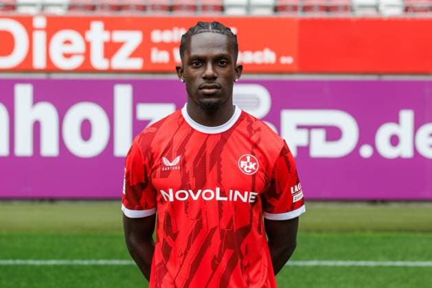 Richmond Tachie 1 FC Kaiserslautern , 1 FC Kaiserslautern, player portraits, Football, 2 Bundesliga, Season 2025 2026, 22 07 2025 1 FC Kaiserslautern, player portraits, Football, 2 Bundesliga, Season 2025 2026, 22 07 2025 Kaiserslautern Copyright: xEibner-Pressefoto AlexanderxNeisx EP_ANS