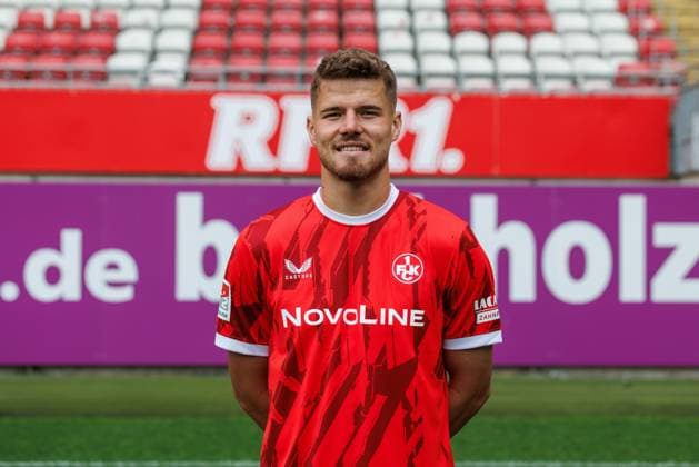 Jan Elvedi 1 FC Kaiserslautern , 1 FC Kaiserslautern, player portraits, Football, 2 Bundesliga, Season 2025 2026, 22 07 2025 1 FC Kaiserslautern, player portraits, Football, 2 Bundesliga, Season 2025 2026, 22 07 2025 Kaiserslautern Copyright: xEibner-Pressefoto AlexanderxNeisx EP_ANS
