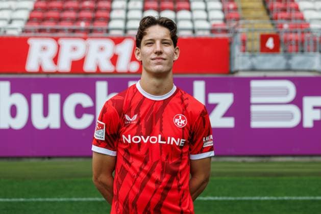 Leon Robinson 1 FC Kaiserslautern , 1 FC Kaiserslautern, player portraits, Football, 2 Bundesliga, Season 2025 2026, 22 07 2025 1 FC Kaiserslautern, player portraits, Football, 2 Bundesliga, Season 2025 2026, 22 07 2025 Kaiserslautern Copyright: xEibner-Pressefoto AlexanderxNeisx EP_ANS