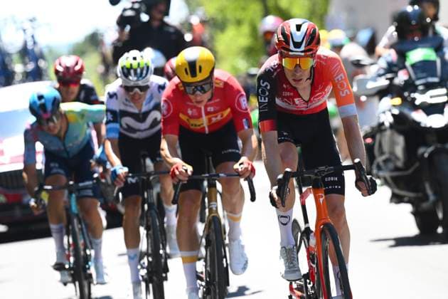 Tour de France 2025 Stage 16 MONT-VENTOUX, FRANCE - JULY 22 : Arensman Thymen (NED) of INEOS Grenadiers during stage 16 of the 112th edition of Tour de France an UCI World Tour 2.UWT cycling road race stage for Men Elite of 172 km with start in Montpellier and finish in Mont-Ventoux on July 22, 2025 in Mont-Ventoux, France, 22 07 2025 ( Motordriver Kenny Verfaillie - Mont-Ventoux France  Copyright: xVincentxKalutx