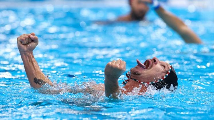 Daniel Angyal of Hungary celebrate and go to the Final Serbia v Hungary, Water polo, Wasserball Singapore 2025 World Aquatics Championships, OCBC Aquatic Centre, July 22, 2025, Singapore, Singapore.