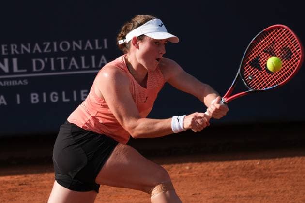 Tamara Zidansek in action against Tyra Caterina Grant during the 36th Palermo Ladies Open at Country Time Club during 36Â° Palermo Ladies Open, International Tennis match in Palermo, Italy, July 22 2025  Copyright: xFedericoxSerra IPAxSportx xipa-agency.netx xx IPA_60753044 IPA_Agency_IPA60753044
