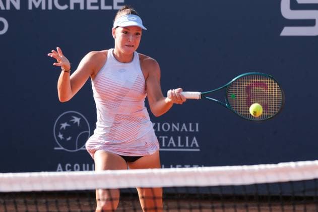 Darja Semenistaja in action against Julie Niemeyer during the 36th Palermo Ladies Open at Country Time Club during 36Â° Palermo Ladies Open, International Tennis match in Palermo, Italy, July 22 2025  Copyright: xFedericoxSerra IPAxSportx xipa-agency.netx xx IPA_60753267 IPA_Agency_IPA60753267