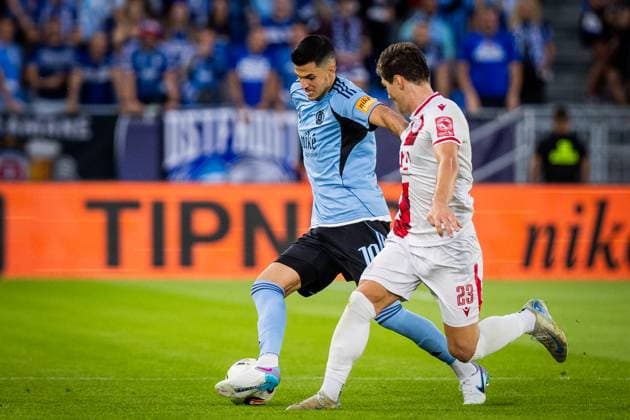 SLOVAN BRATISLAVA - ZRINJSKI MOSTAR Marko Tolic of Slovan and Stefano Surdanovic of Zrinjski during second qualifying round of UEFA Champions League football match between SK Slovan Bratislava and HSK Zrinjski Mostar. Bratislava, Slovakia, July 22, 2025. Copyright: xx 080A6008