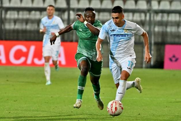 Rijeka, Croatia, July 22th 2025: Luka Menalo of Rijeka (R) in action against Olivier Verdon of Ludogorets (L) during the UEFA Champions League, Second qualifying round, 1st leg, match between Rijeka (Croatia) and Ludogorets (Bulgaria) at Stadium Rujevica, Rijeka, Croatia. (Igor Kupljenik SPP) Copyright: xIgorxKupljenikx xSPPx SPP_1027571