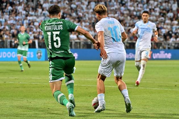 Rijeka, Croatia, July 22th 2025: Toni Fruk of Rijeka (R) in action against Edvin Kurtulus of Ludogorets (L) during the UEFA Champions League, Second qualifying round, 1st leg, match between Rijeka (Croatia) and Ludogorets (Bulgaria) at Stadium Rujevica, Rijeka, Croatia. (Igor Kupljenik SPP) Copyright: xIgorxKupljenikx xSPPx SPP_1027574