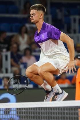 Umag, Croatia, 220725. 35th Plava Laguna Croatia Open Umag. Tennis match between Dino Prizmic and Elmer Moller. In the photo: Dino Prizmic. Photo: Goran Sebelic CROPIX Copyright: xxGoranxSebelicx prizmic_moller03-220725