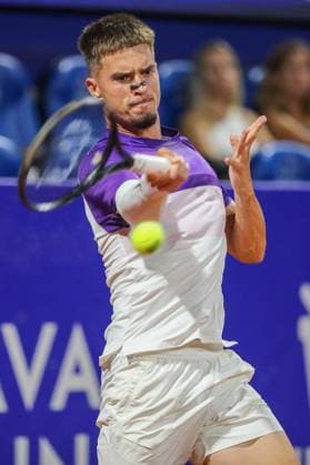 Umag, Croatia, 220725. 35th Plava Laguna Croatia Open Umag. Tennis match between Dino Prizmic and Elmer Moller. In the photo: Dino Prizmic. Photo: Goran Sebelic CROPIX Copyright: xxGoranxSebelicx prizmic_moller12-220725