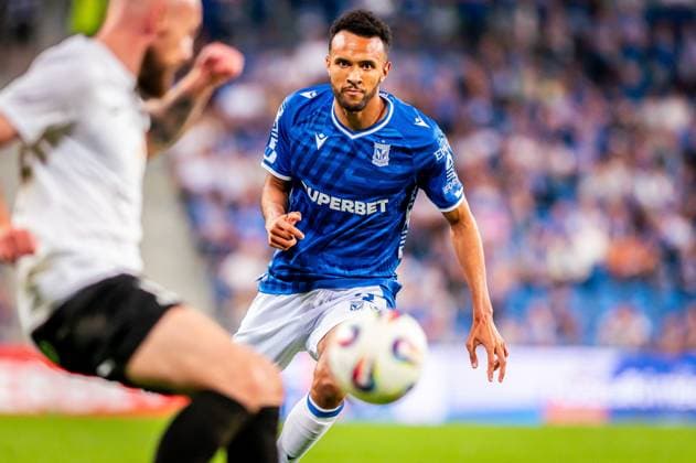 2025.07.22 Poznan pilka nozna - runda kwalifikacjyjna Liga Mistrzow N z Alex Douglas Foto Gleb Soboliev PressFocus 2025.07.22 Poznan football - qualification round UEFA Champions League Lech Poznan - Breidablik Kopavogur Alex Douglas Credit: Gleb Soboliev PressFocus NEWSPIX.PL --- newspix.pl 