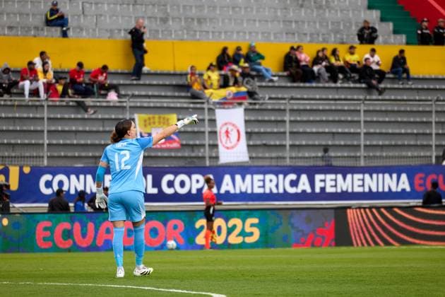 Katherine Tapia of Colombia on the field with the Conmebol Copa America Feminine sign behind during the Group B match of Copa America Feminina between Colombia and Bolivia at Estadio Gonzalo Pozo Ripalda on July 22, 2025 in Quito, Ecuador (Photo by Camilla Stolen Imago) Buenos Aires Ecuador Copyright: xCamillaxStolenx L1250449