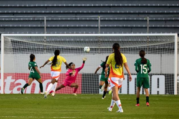 Valerin Loboa scores goal number 8 for Colombia during the Group B match of Copa America Feminina between Colombia and Bolivia at Estadio Gonzalo Pozo Ripalda on July 22, 2025 in Quito, Ecuador (Photo by Camilla Stolen Imago) Buenos Aires Ecuador Copyright: xCamillaxStolenx L1250501