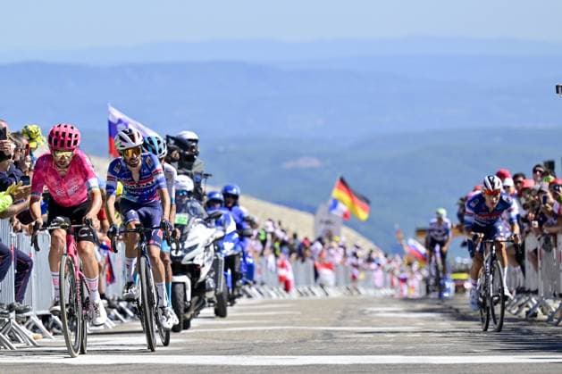Colombian Santiago Buitrago Sanchez of Bahrain Victorious, Belgian Ilan Van Wilder of Soudal Quick-Step, French Valentin Paret-Peintre of Soudal Quick-Step and Irish Ben Healy of EF Education-EasyPost pictured in action during stage 15 of the 2025 Tour de France cycling race, from Muret to Carcasonne (169 km), on Sunday 20 July 2025 in France. The 112th edition of the Tour de France starts on Saturday 5 July in Lille, France, and will finish in Paris, France on the 27th of July. DIRKxWAEM  x129807092x